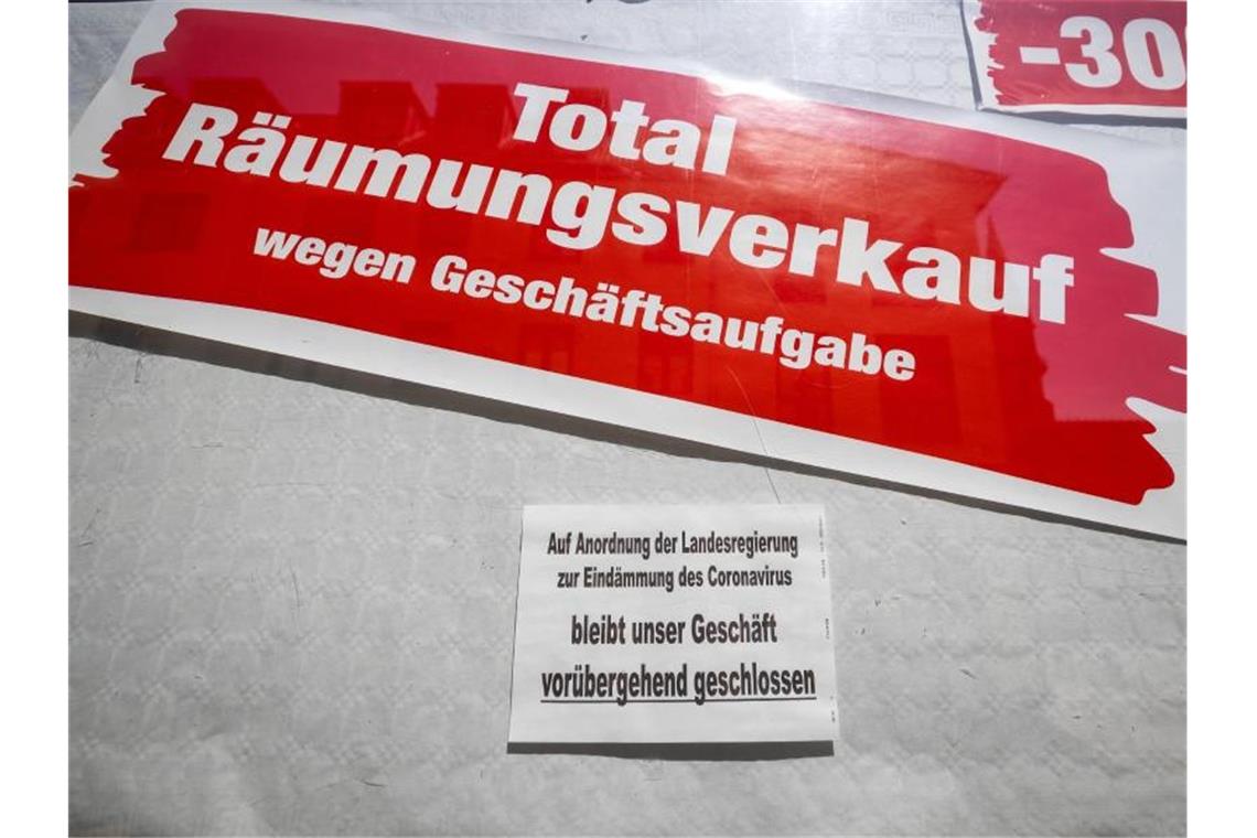 Die Corona-Krise trifft die rund 300.000 Einzelhandelsgeschäfte in Deutschland sehr hart. Foto: Michael Reichel/dpa-Zentralbild/dpa