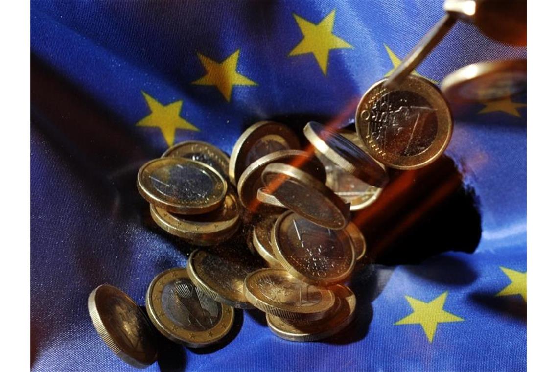 Die Corona-Pandemie hat für die EU zu enormen Ausgaben geführt. Nun ist man auf der Suche nach neuen Einnahmequellen. Foto: Uli Deck/dpa