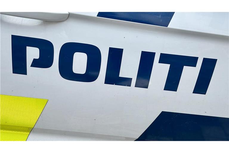 Die dänische Polizei ist bei dem Zugunglück massiv vor Ort. (Illustration)