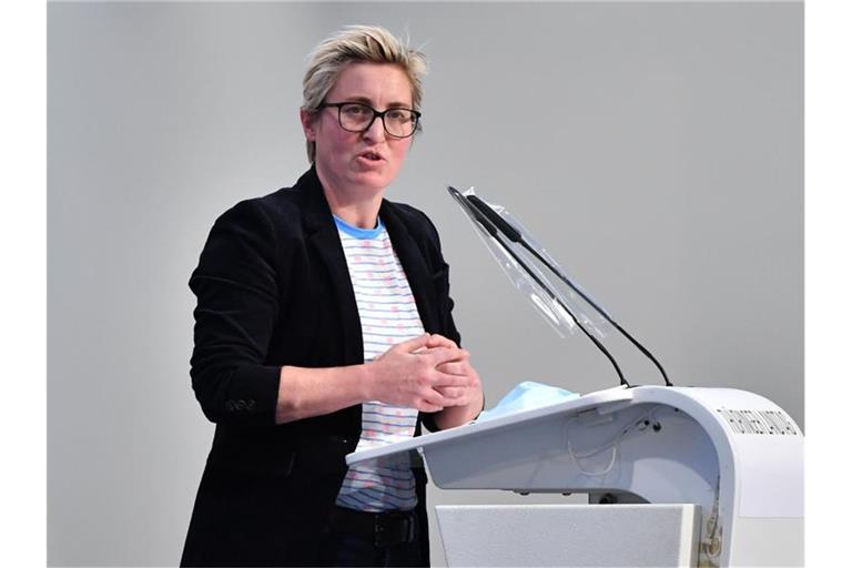 Die designierte Linken-Vorsitzende Susanne Hennig-Wellsow macht sich für ein grün-rot-rotes Bündnis stark. Foto: Martin Schutt/dpa-Zentralbild/dpa