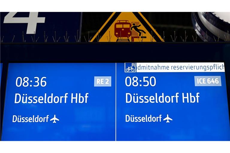 Die Deutsche Bahn hat die Strecke Duisburg-Düsseldorf in den Morgenstunden wieder freigegeben.