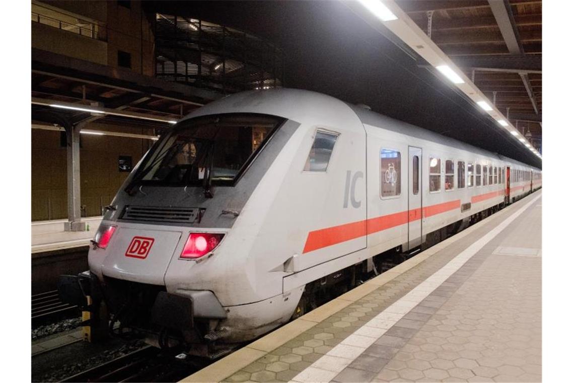 Fitnessstudio im Zug? Wie die Verkehrswende gelingen soll Die Deutsche Bahn soll attraktiver werden. Foto: Stefan Sauer/dpa-Zentralbild/ZB
