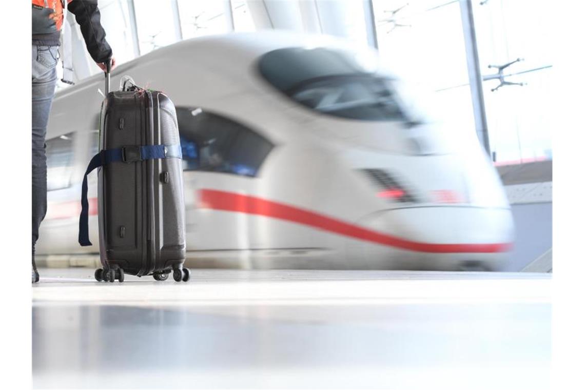 Deutsche Bahn will Wachstumsprogramm schnell umsetzen Die Deutsche Bahn steht nach eigenen Angaben vor dem größten Wachstumsprogramm der deutschen Eisenbahngeschichte. Foto: Arne Dedert