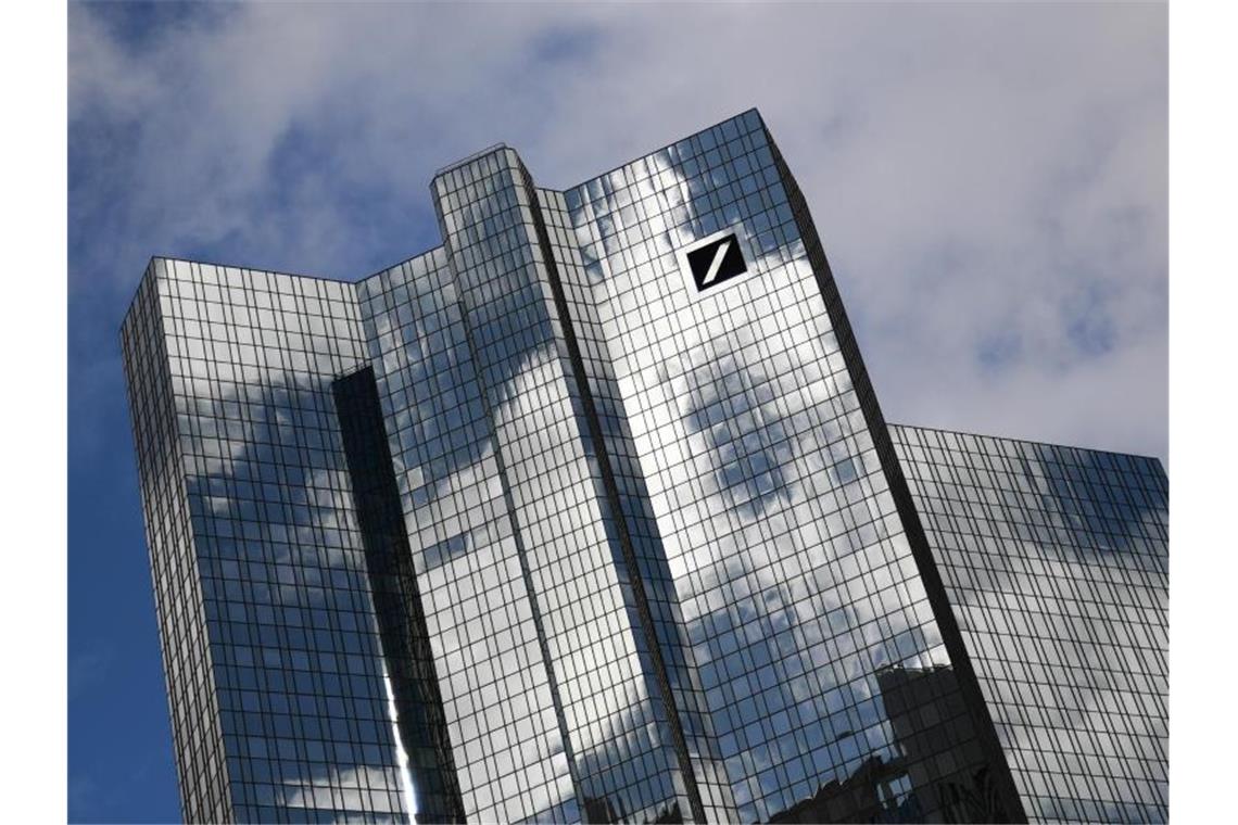 Deutsche Bank meistert US-Stresstest Die Deutsche Bank ist ohne Probleme durch den Stresstest der US-Notenbank Fed gekommen. Foto: Arne Dedert/dpa