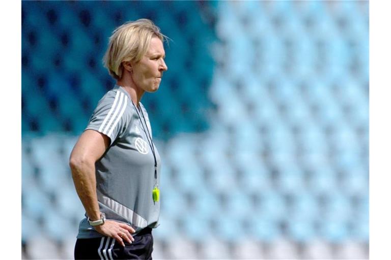 Die deutsche Bundestrainerin Martina Voss-Tecklenburg erwägt personelle Wechsel. Foto: Sebastian Gollnow