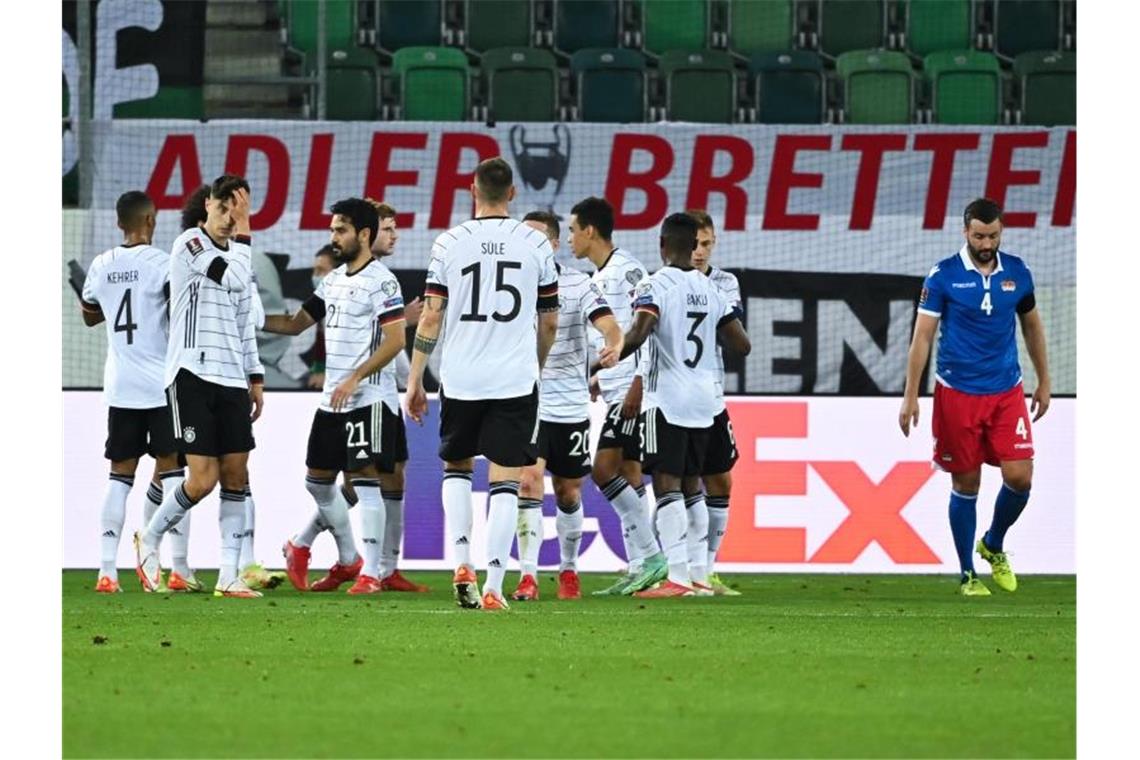 Kein Tor-Festival für Flick zur Premiere gegen Liechtenstein Die deutsche Fußball-Nationalmannschaft setzt sich in St. Gallen gegen Liechtenstein durch. Foto: Sven Hoppe/dpa