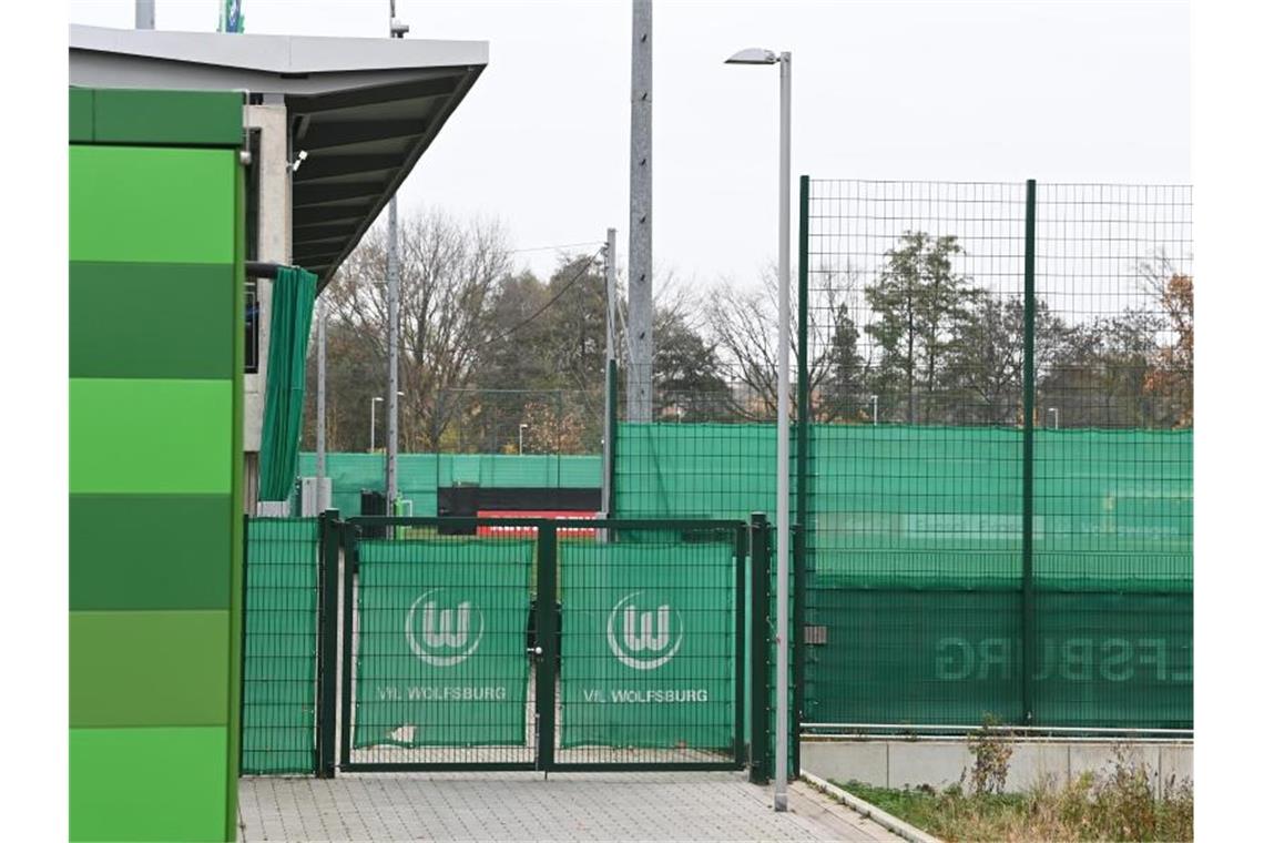 Die deutsche Fußball-Nationalmannschaft wird am Dienstagnachmittag in Wolfsburg trainieren. Foto: Swen Pförtner/dpa