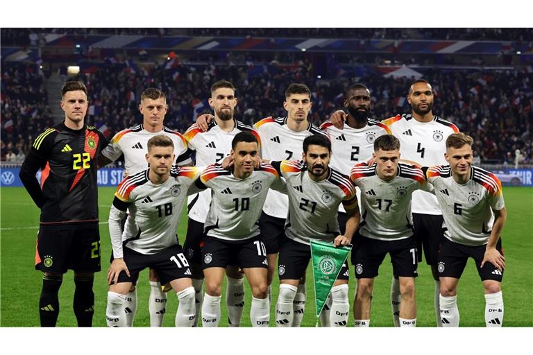 Die deutsche Nationalmannschaft blickt voraus auf das Spiel gegen die Niederlande.