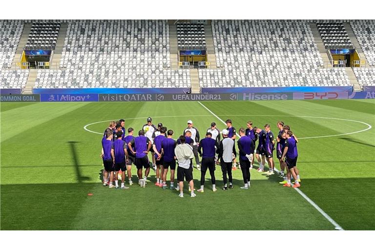 Die deutsche U21 stimmt sich auf das EM-Halbfinale ein.