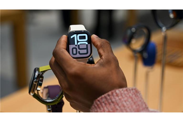 Die Deutsche Umwelthilfe zweifelt an der angeblichen Klimaneutralität der Apple Watch.