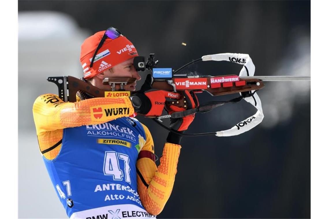 Die deutschen Biathleten um Benedikt Doll wurden Dritter in Finnland. Foto: Hendrik Schmidt/dpa