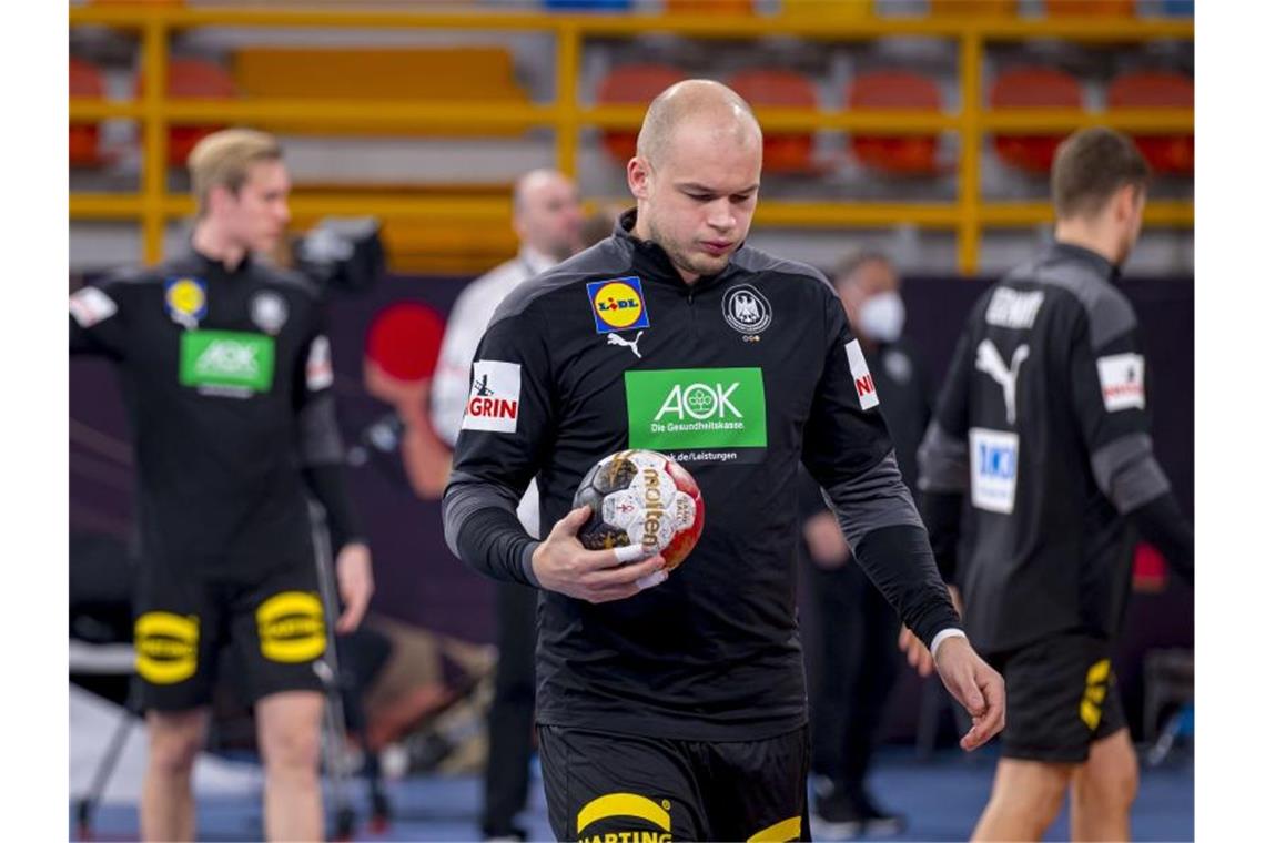 Die deutschen Handballer um Paul Drux nehmen nun Olympia ins Visier. Foto: Sascha Klahn/dpa