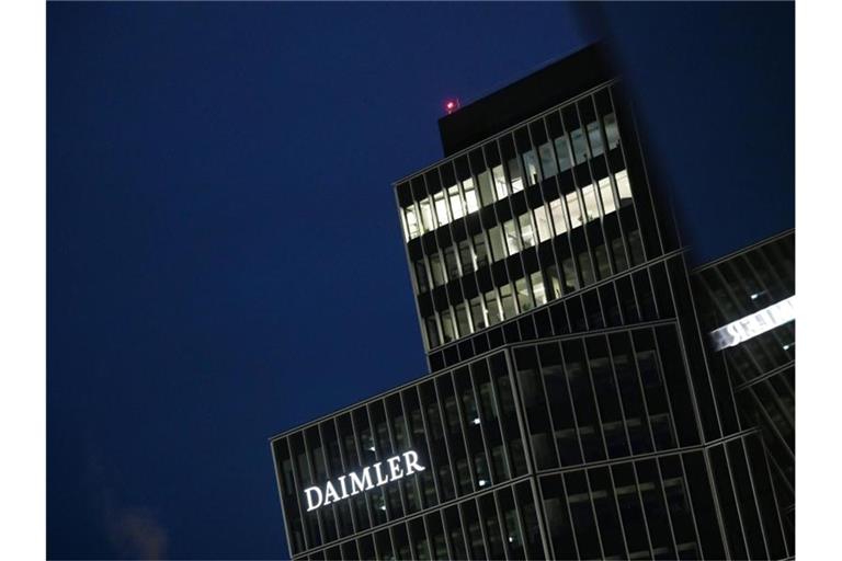 Die Diesel-Klagen gegen den Daimler entscheidet das BGH frühestens im März. Foto: Marijan Murat/dpa