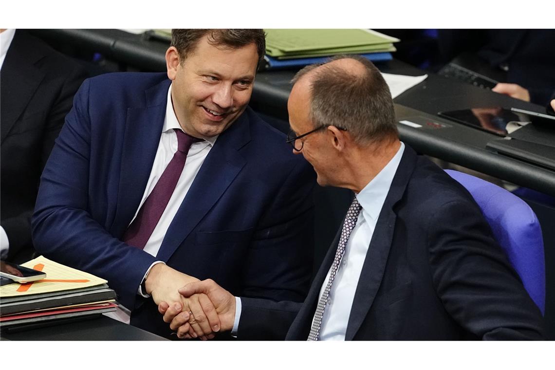 Die Diskussion um die Rente sorgte für Spannungen zwischen Union und SPD - jetzt ist das Rentenpaket durch den Bundestag.