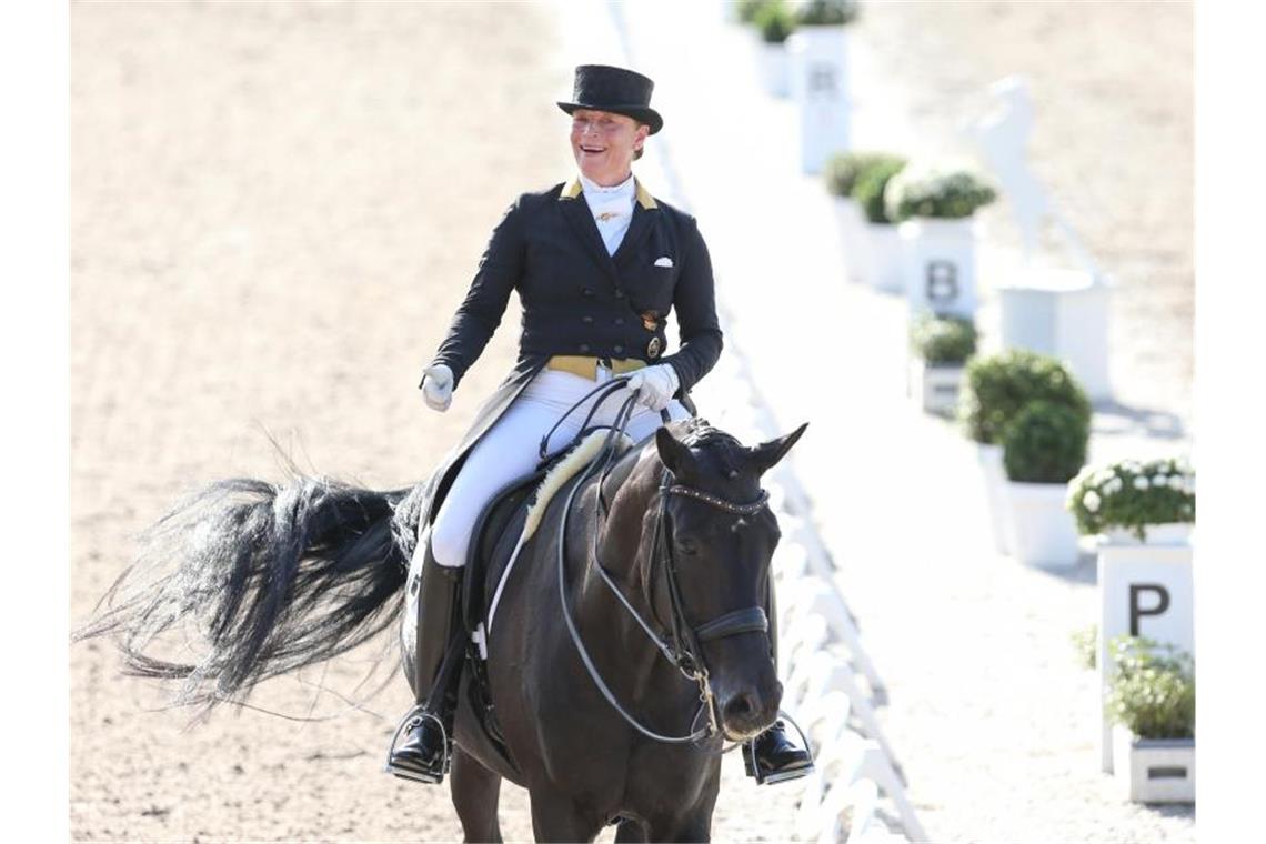 Isabell Werth erneut Grand Prix-Siegerin in Mannheim Die Dressurreiterin und deutsche Meisterin Isabell Werth. Foto: Friso Gentsch/dpa/Archivbild