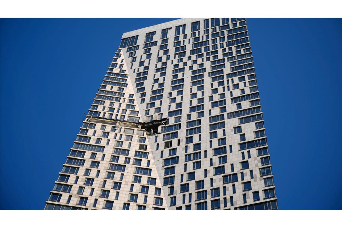Die Drohne traf ein Hochhaus mit Luxuswohnungen in Moskau.