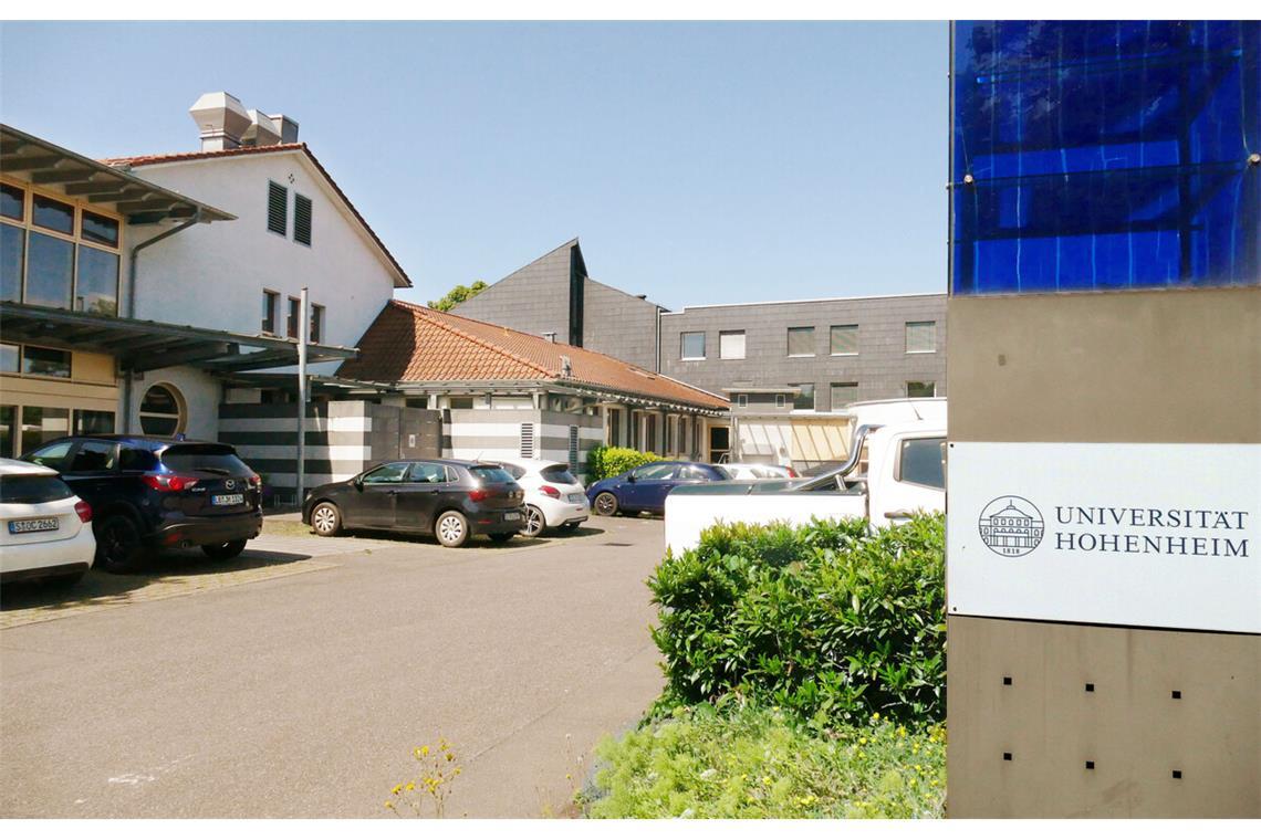 In Birkach soll Big Data Einzug halten Die ehemalige Geno-Akademie wird saniert und umstrukturiert, die Kosten liegen bei 15.3 Millionen Euro.