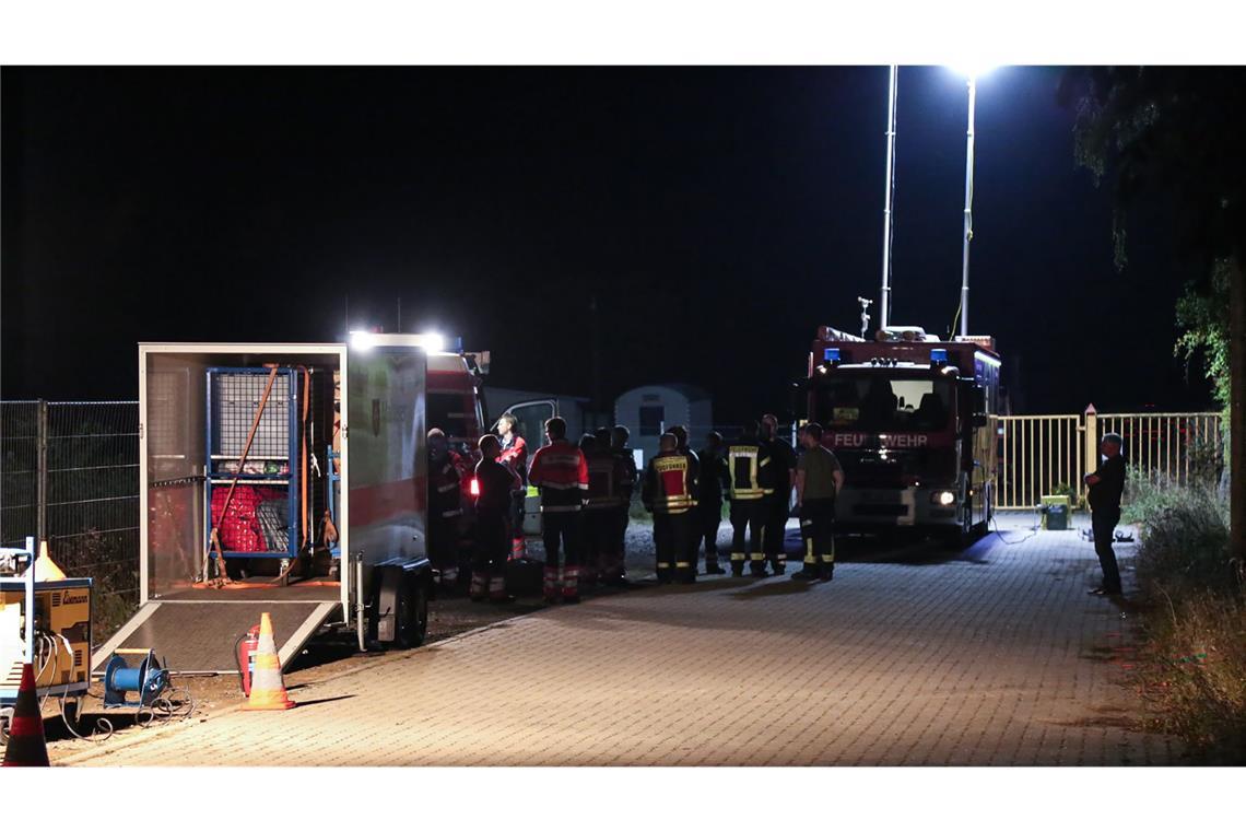 Vermisster Zehnjähriger in Garage entdeckt Die Einsatzkräfte hatten mit einem Großaufgebot im niedersächsischen Wolfenbüttelnach dem Jungen gesucht.