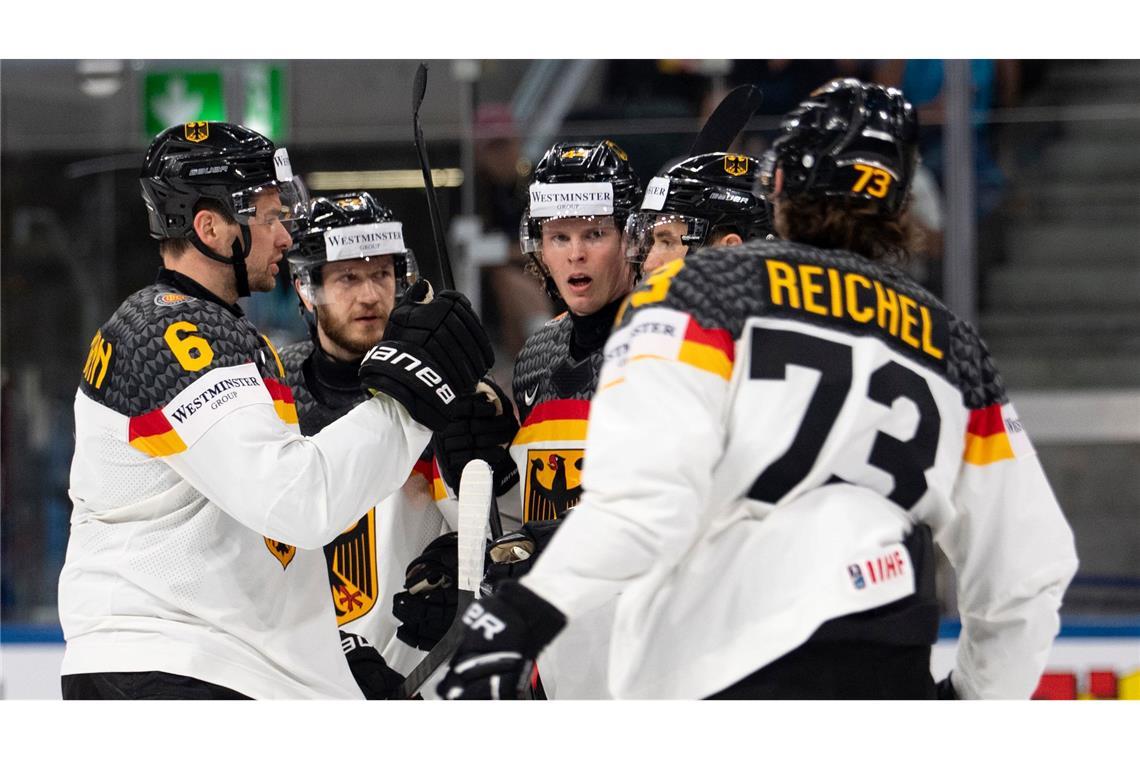 Die Eishockey-Nationalmannschaft freut sich über den zweiten Erfolg bei der Eishockey-WM.