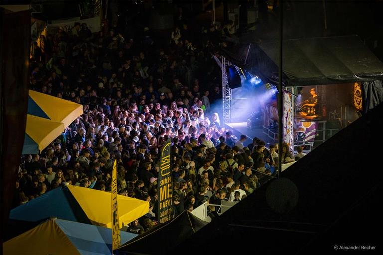 Die Electro-Bühne wird besonders in den Abendstunden zum absoluten Zuschauermagneten. Foto: Alexander Becher