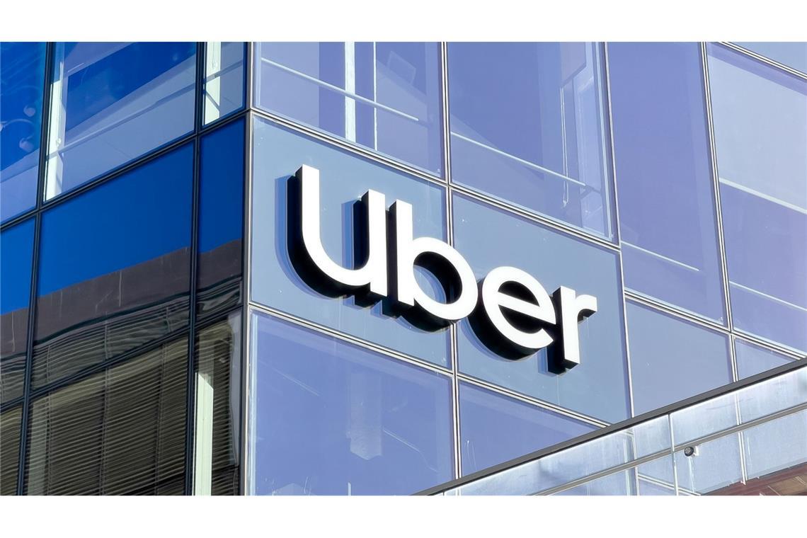 Konkurrenz für Fahrer: Uber plant 20.000 Robotaxis Die Entwicklung eigener Technologie zum autonomen Fahren hatte Uber schon vor Jahren aufgegeben. (Archivbild)