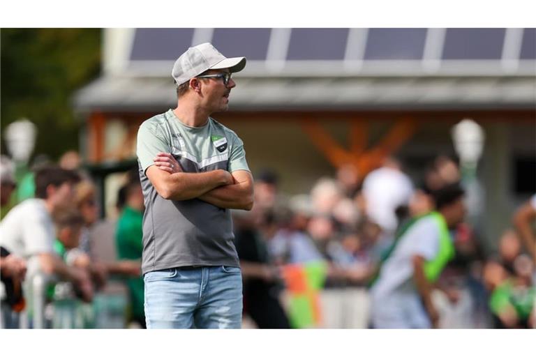 Die Ereignisse im Spiel beim TV Nebringen nagen noch an Trainer Marcus Binder vom TV Altdorf.