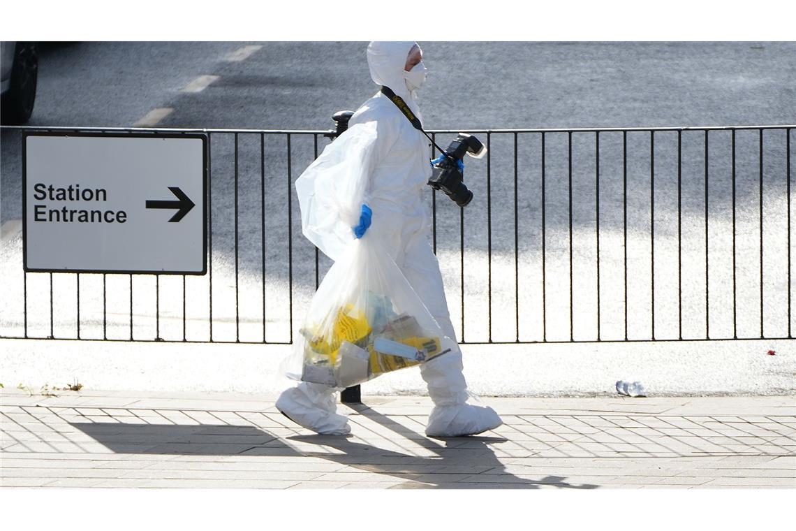 Die Ermittlungen dauern an.