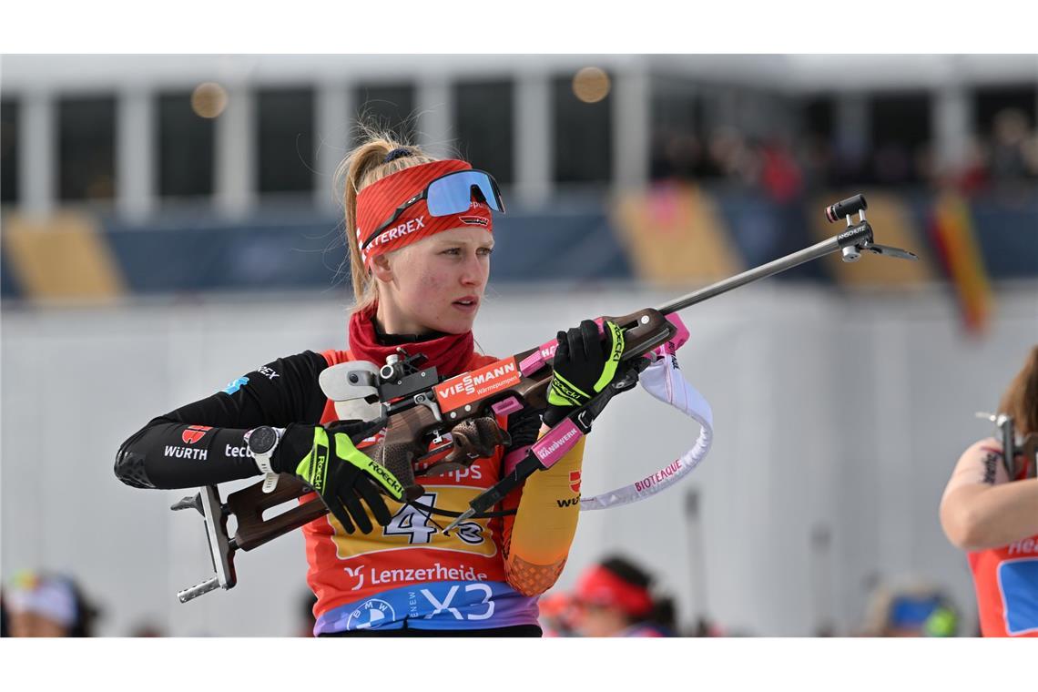 Deutsche Männerstaffel gewinnt Bronze - Biathletinnen Fünfte Die erst 19-jährige Julia Tannheimer zeigt in ihrer ersten WM-Staffel eine starke Leistung.