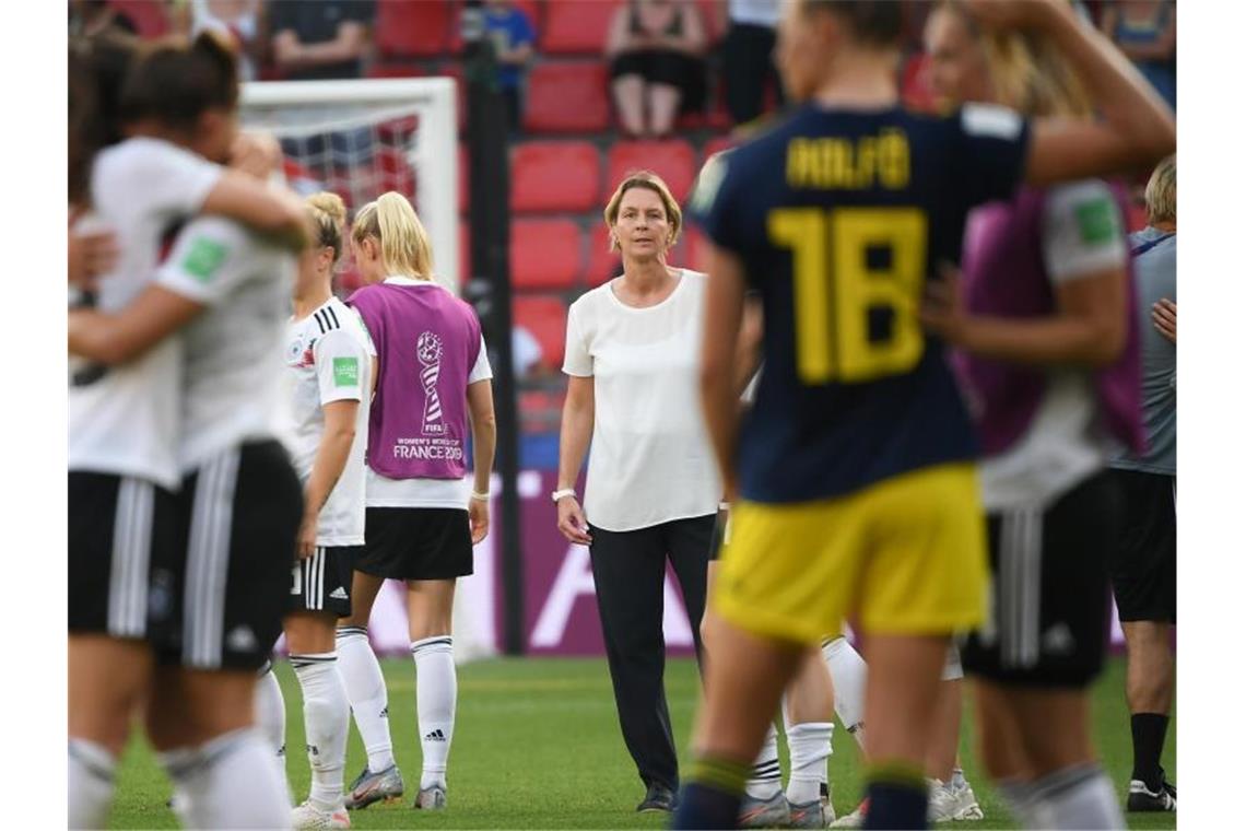 Olympia 2020 nach WM-Aus ohne Fußball-Frauen Die erste Niederlage für Martina Voss-Tecklenburg als Bundestrainerin. Foto: Sebastian Gollnow