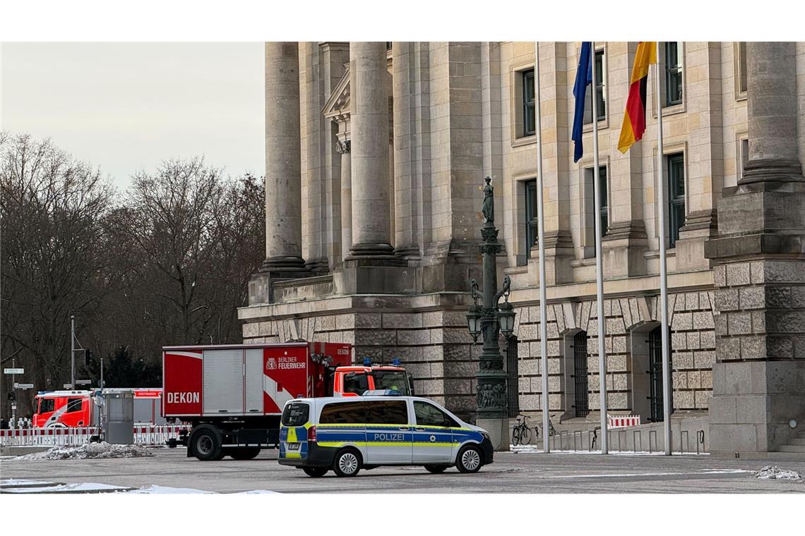 Großeinsatz wegen Putzmittel? Feuerwehr im Reichstagsgebäude