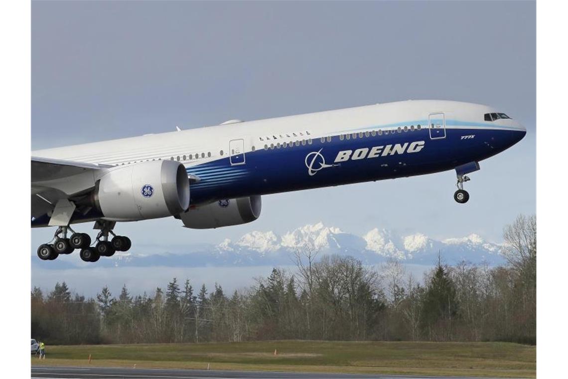 Boeing absolviert Erstflug des neuen Modells 777X