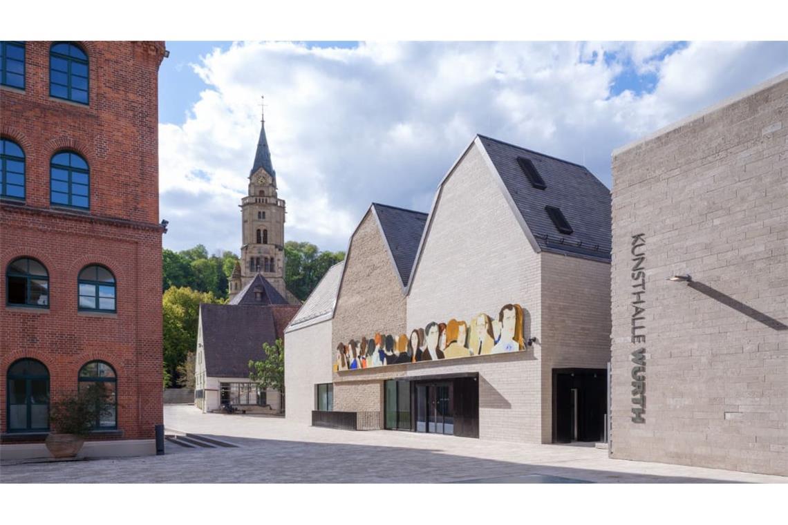 Die erweiterte Kunsthalle Würth in Schwäbisch Hall, mit einem Fries von Alex Katz über dem neuen Haupteingang.