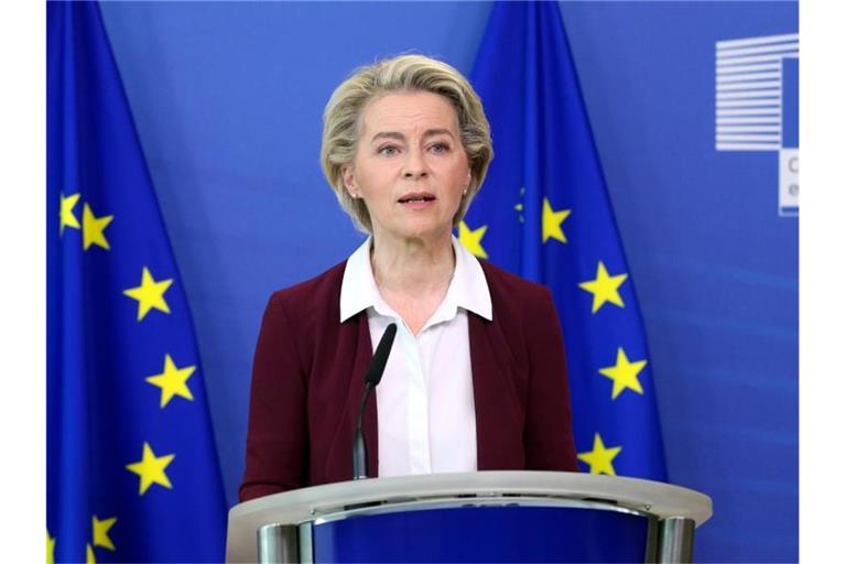 Die EU-Kommission von Ursula von der Leyen präsentiert ein Gesetzespaket zu europäischen Klimazielen. Foto: Francois Walschaerts/Pool AFP/AP/dpa