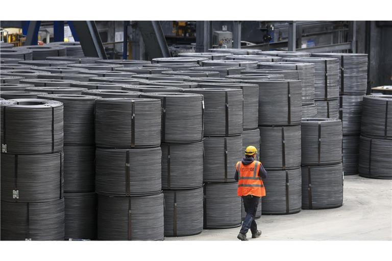 Die EU-Kommission will die heimische Stahlindustrie mit deutlich höheren Zöllen vor billiger Konkurrenz aus Ländern wie China schützen. (Symbolbild)