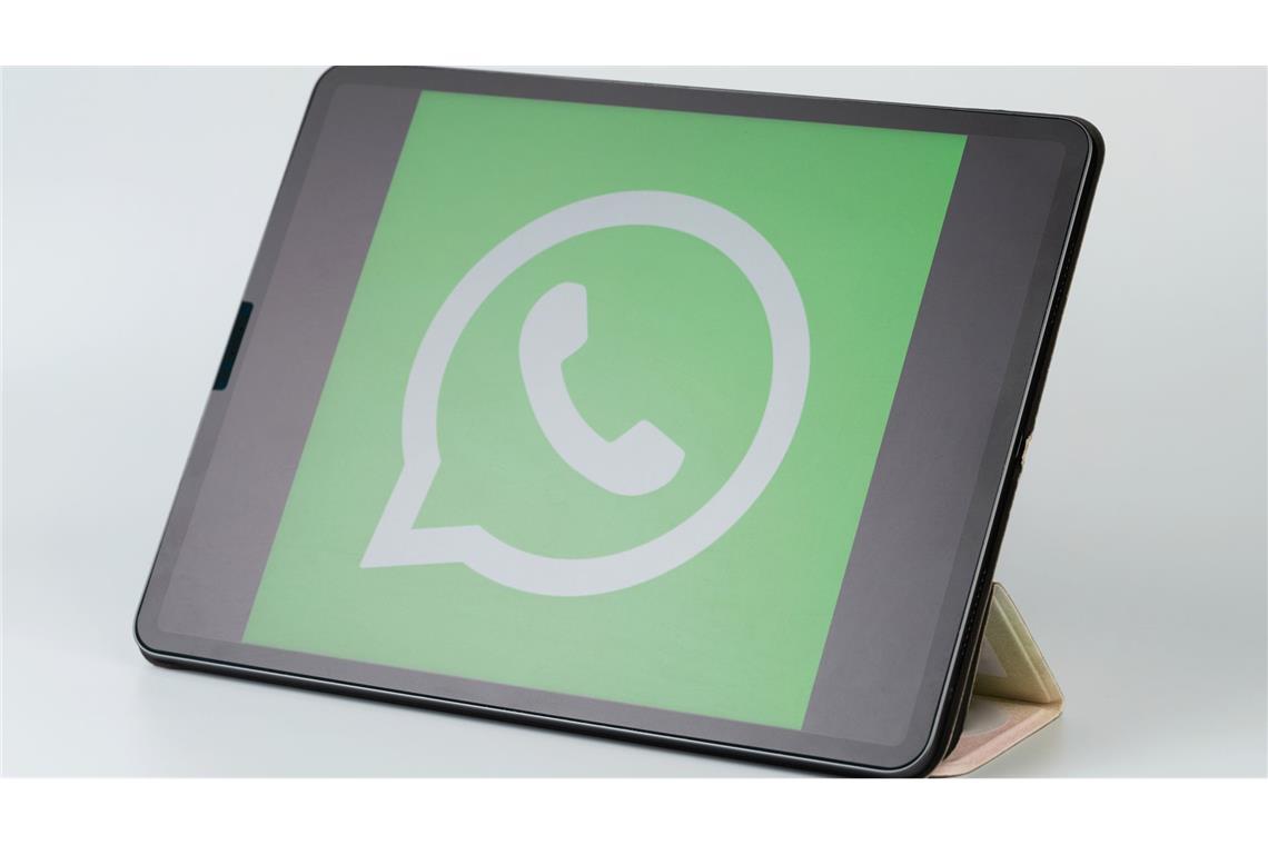 Die EU-Kommission will Whatsapp künftig strenger kontrollieren (Symbolbild).