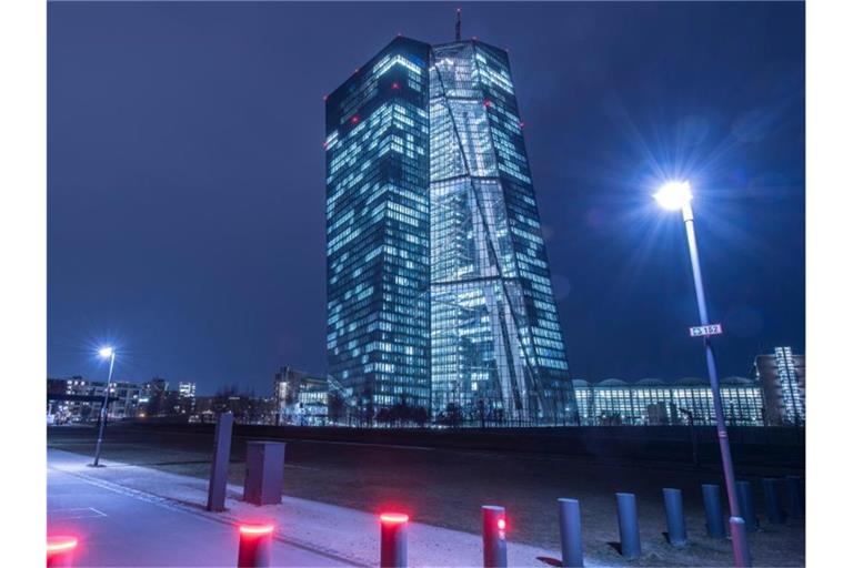 Die Europäische Zentralbank hatte unter ihrem Präsidenten Mario Draghi zwischen März 2015 und Ende 2018 rund 2,6 Billionen Euro in Staatsanleihen und andere Wertpapiere gesteckt. Foto: Boris Roessler