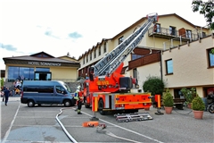 Die Feuerwehr Aspach übt regelmäßig Brandeinsätze rund um das Hotel Sonnenhof in Kleinaspach. Archivfoto: 7aktuell.de/Lermer
