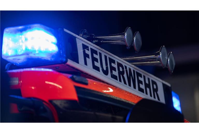 Die Feuerwehr brachte den Brand schnell unter Kontrolle (Symbolbild).