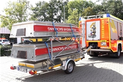 Die Feuerwehr war am Donnerstag im Einsatz. Die Boote benötigten sie letztendlich nicht, der Wasserstand war sehr niedrigFoto: Kevin Lermer/7aktuell.de