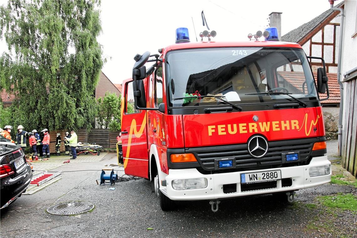 Die Feuerwehr war mit vier Fahrzeugen und 24 Einsatzkräften vor Ort. Foto: 7aktuell.de/Kevin Lermer