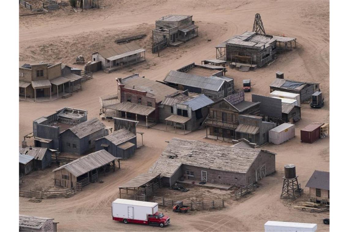 Regieassistent äußert sich erstmals nach Baldwin-Dreh Die Filmranch "Bonanza Creek Ranch", auf der die Dreharbeiten zu dem Low-Budget-Western „Rust“ stattfanden. Foto: Jae C. Hong/AP/dpa