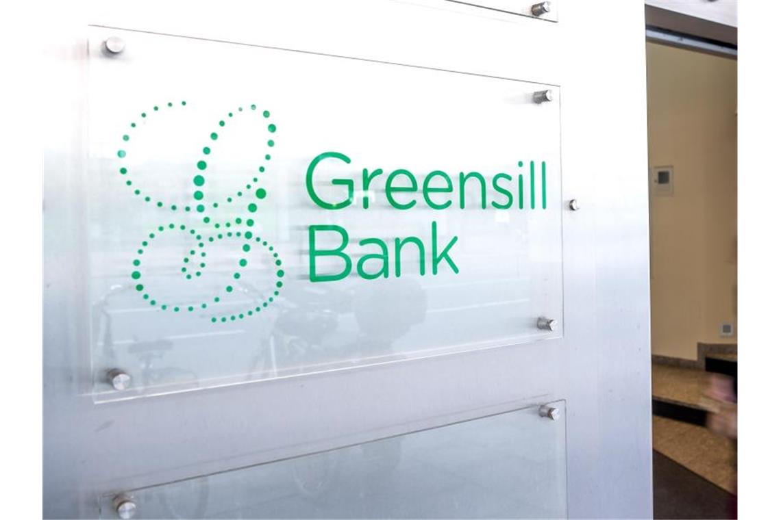 Die Finanzaufsicht Bafin hat die Greensill Bank AG wegen drohender Überschuldung dicht gemacht. Foto: Sina Schuldt/dpa/Archiv