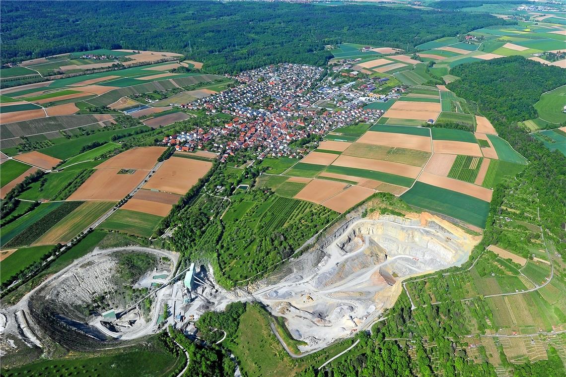 Die Firma Klöpfer möchte ihren Steinbruch erweitern. Betroffen wären ein Naherholungsgebiet und der Zugang zu einem Naturschutzgebiet. Foto: W. Kuhnle