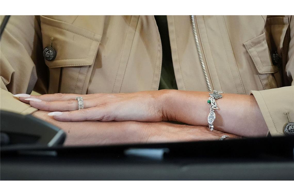 Die First Lady war mit ihrem Ehemann ins Sturzflut-Gebiet gereist.