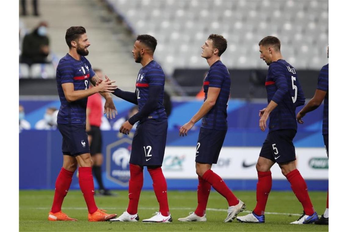 Kantersieg für Frankreich - 7:1 gegen DFB-Gegner Ukraine Die Franzosen um Olivier Giroud (l) feierten einen klaren Sieg gegen die Ukraine. Foto: Francois Mori/AP/dpa