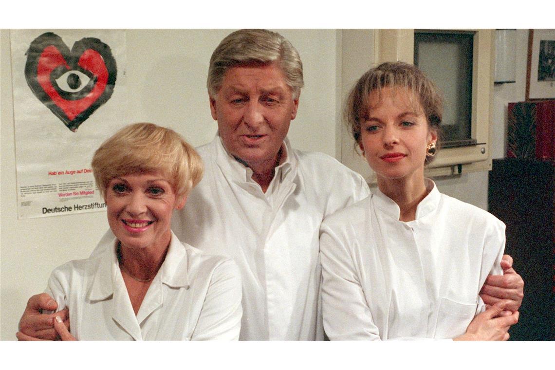 Die freche, schlagfertige Arzthelferin aus der ARD-Vorabendserie "Praxis Bülowbogen" - so haben viele Kupsch in Erinnerung.