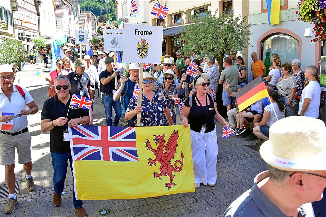 Die Freunde aus Großbritannien. Feier zu 60 Jahre Städtepartnerschaft Murrhardt ...
