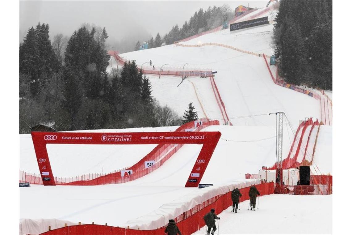 Kitzbühel-Abfahrt von Samstag auf Sonntag verschoben Die für Samstag geplante Hahnenkamm-Abfahrt wurde abgesagt und auf Sonntag verschoben. Foto: Helmut Fohringer/APA/dpa