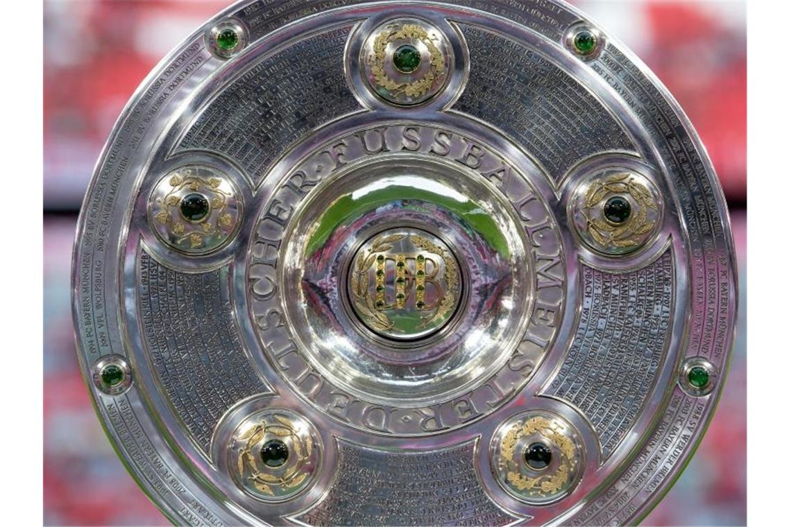 Die Fußball-Bundesliga und die 2. Liga unterbrechen ihren Spielbetrieb aufgrund der Coronavirus-Krise bis mindestens zum 2. April. Foto: Sven Hoppe/dpa