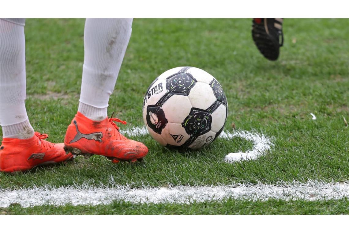 Die Fußballer der Region sind sowohl in der Landesliga am Mittwochabend als auch im Bezirkspokal am Donnerstagabend gefordert.
